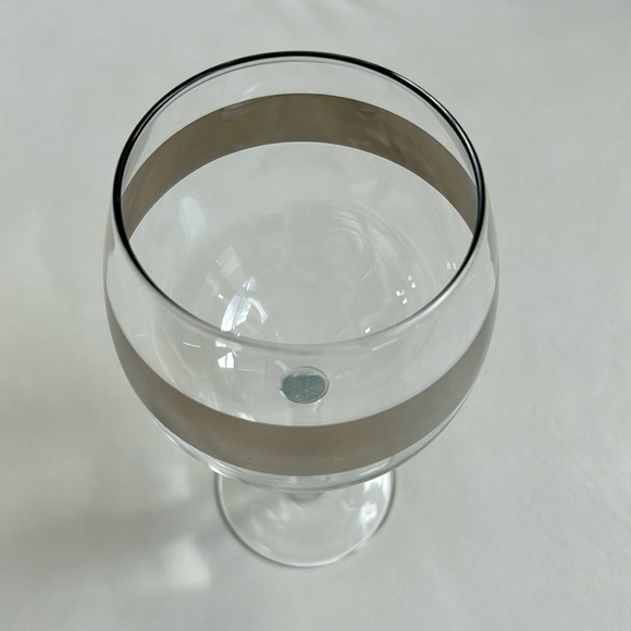 Silver Band Wine Glasses Set of 4 - Picture 4 of 7